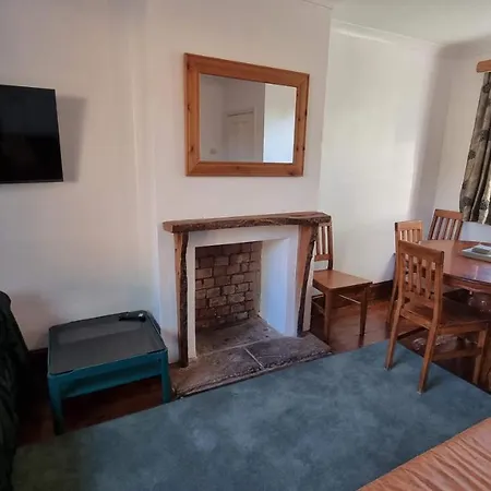 Holiday home Woodland House By Cliftonvalley Bristol